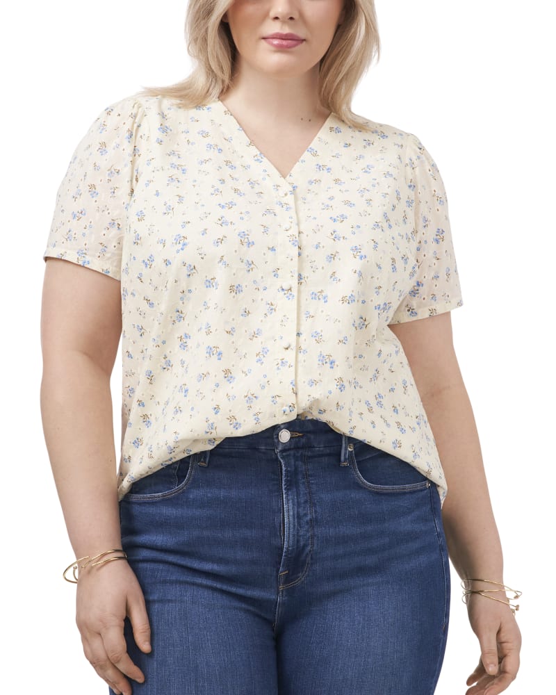 Front of a model wearing a size 2X S/S PUFF SLV BUTTON DOWN TOP in SOFT ECRU by 1.State. | dia_product_style_image_id:294086